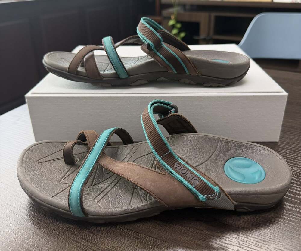 Vionic Sport Sandals Women’s Size 8 Brown Teal Leather Vibram Orthotic Toe Loop
